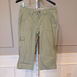 Carhartt Women's 10 utility cargo capri pants olive green hiking walking